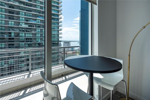 Condominio en alquiler en Miami, Florida, 1 dormitorio, 81.48 m2 № 1345677 - foto 21