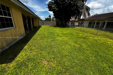 Villa ou maison à vendre à Miami, Floride: 3 chambres, 165.92 m2 № 1345593 - photo 17