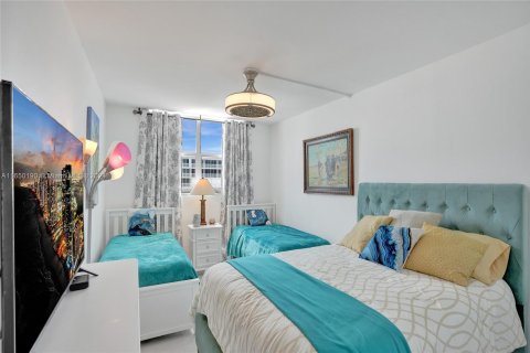 Condominio en venta en South Palm Beach, Florida, 2 dormitorios № 1332522 - foto 21