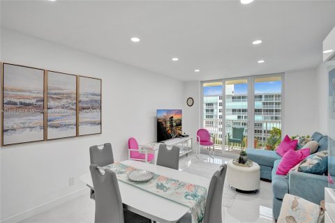 Condominio en venta en South Palm Beach, Florida, 2 dormitorios № 1332522 - foto 7