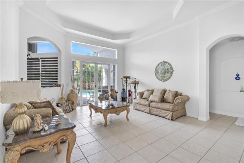 Villa ou maison à vendre à Miramar, Floride: 5 chambres, 274.15 m2 № 1141882 - photo 22