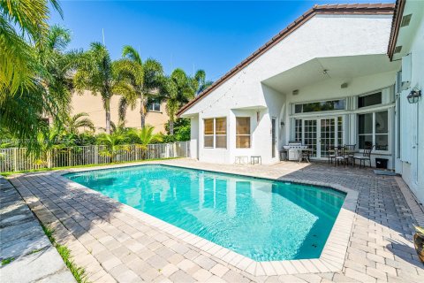 Villa ou maison à vendre à Miramar, Floride: 5 chambres, 274.15 m2 № 1141882 - photo 16