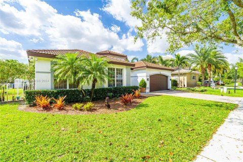 Villa ou maison à vendre à Miramar, Floride: 5 chambres, 274.15 m2 № 1141882 - photo 13