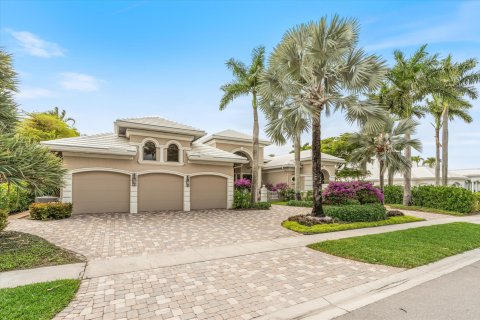 Villa ou maison à vendre à Delray Beach, Floride: 4 chambres, 490.71 m2 № 1100226 - photo 1