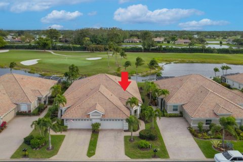 Villa ou maison à vendre à Fort Myers, Floride: 2 chambres, 154.78 m2 № 1100273 - photo 9