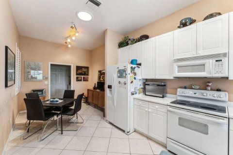 Casa en venta en Fort Myers, Florida, 2 dormitorios, 154.78 m2 № 1100273 - foto 20