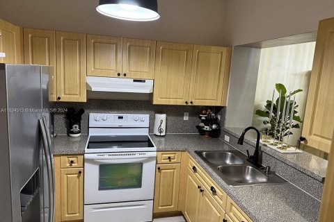 Adosado en venta en Pembroke Pines, Florida, 3 dormitorios, 147.16 m2 № 1272374 - foto 7