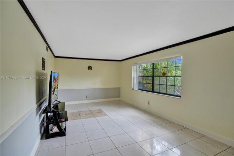 Condominio en venta en Tamarac, Florida, 3 dormitorios, 173.26 m2 № 1290898 - foto 13